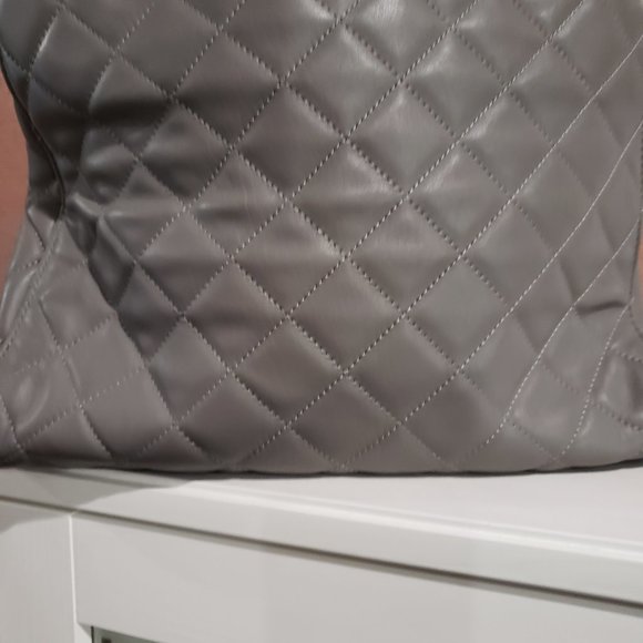 Michael Kors handbag - Picture 10 of 14